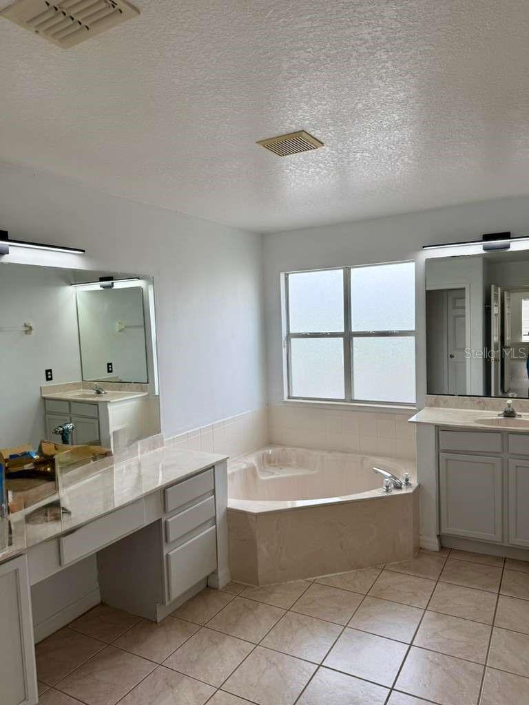 13832 HAWK LAKE DR, ORLANDO, FL, 32837