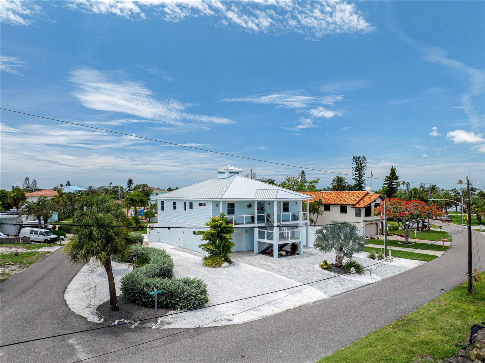 15808 REDINGTON DR, REDINGTON BEACH, FL, 33708