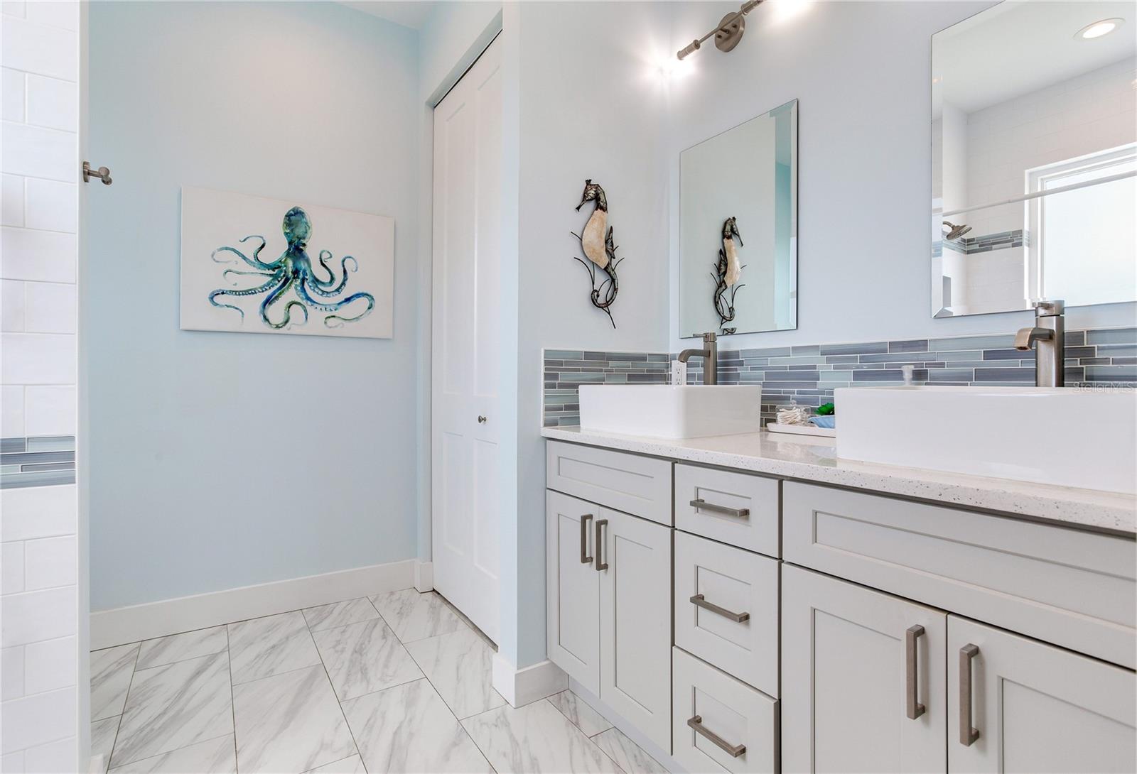 15808 REDINGTON DR, REDINGTON BEACH, FL, 33708