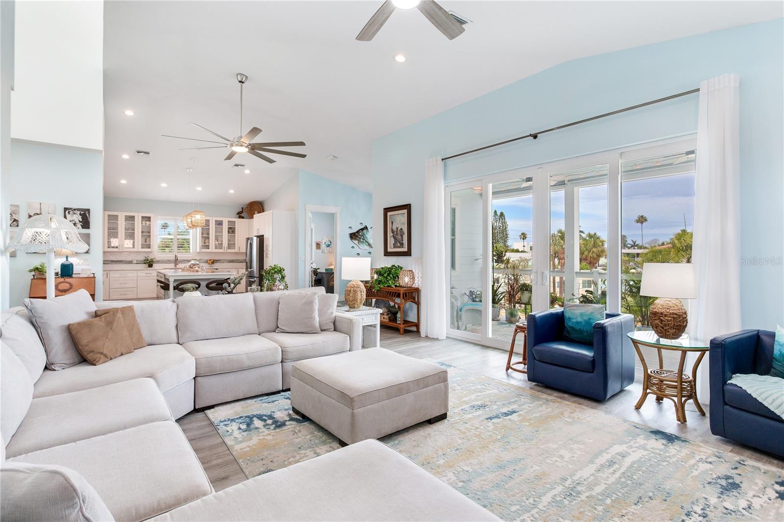 15808 REDINGTON DR, REDINGTON BEACH, FL, 33708