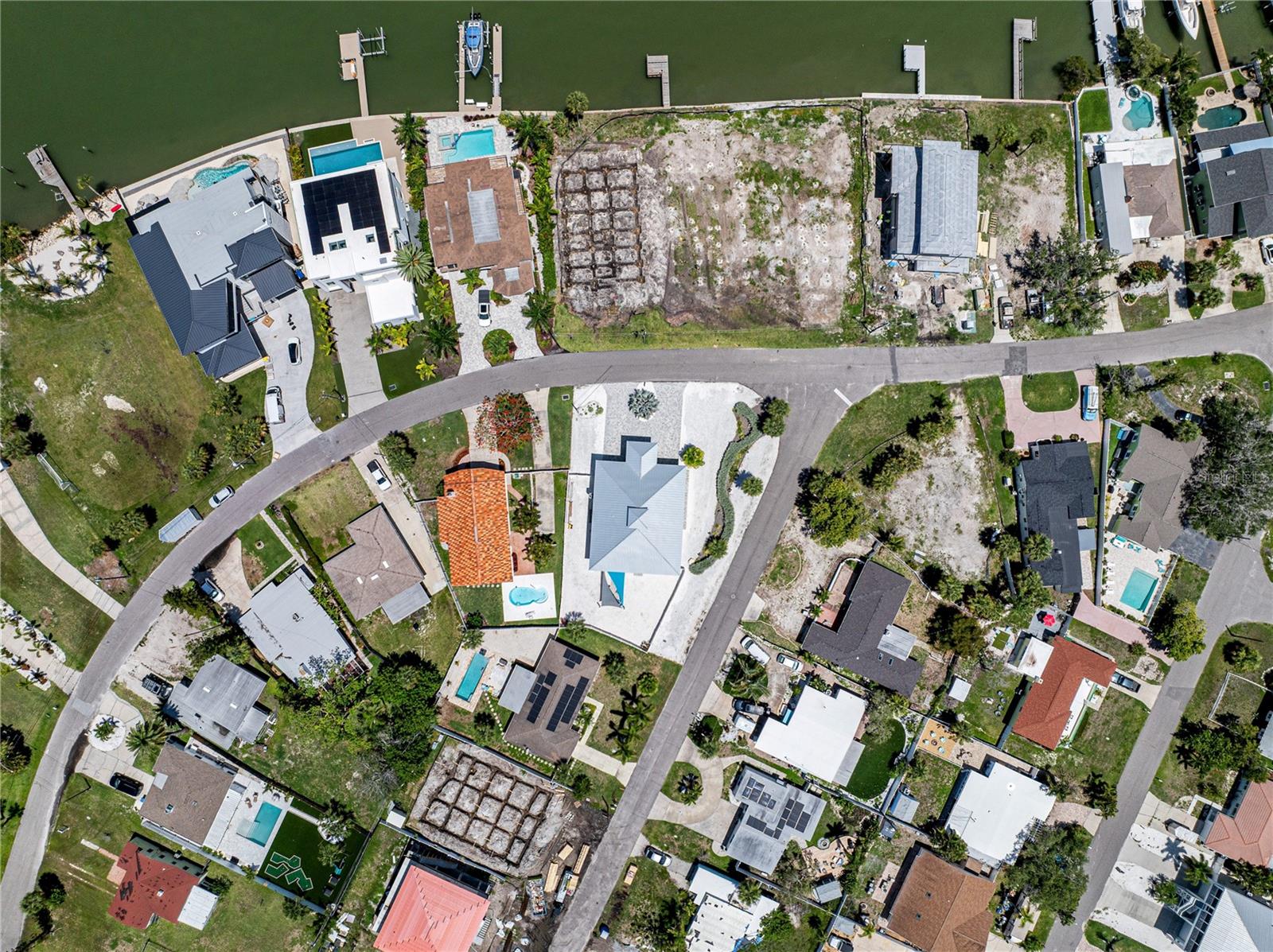 15808 REDINGTON DR, REDINGTON BEACH, FL, 33708