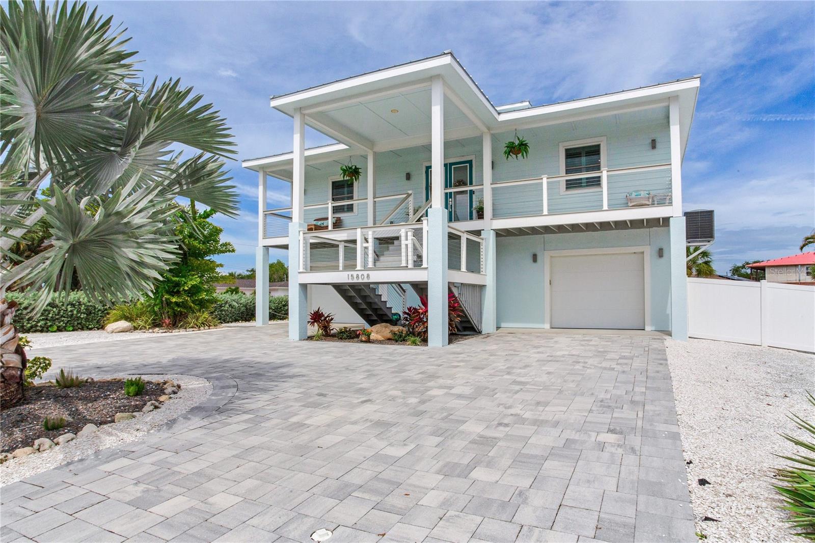 15808 REDINGTON DR, REDINGTON BEACH, FL, 33708