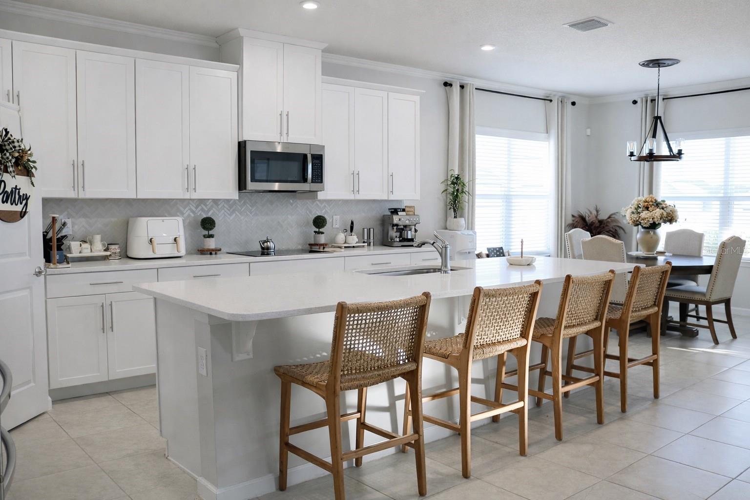 6405 PEBBLEBROOKE WAY, ZEPHYRHILLS, FL, 33541