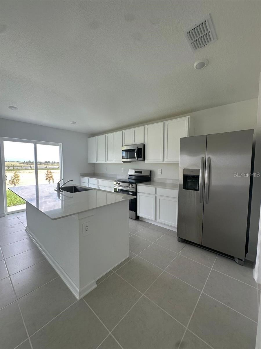 2366 MCKINLEY DR, LAKE WALES, FL, 33853