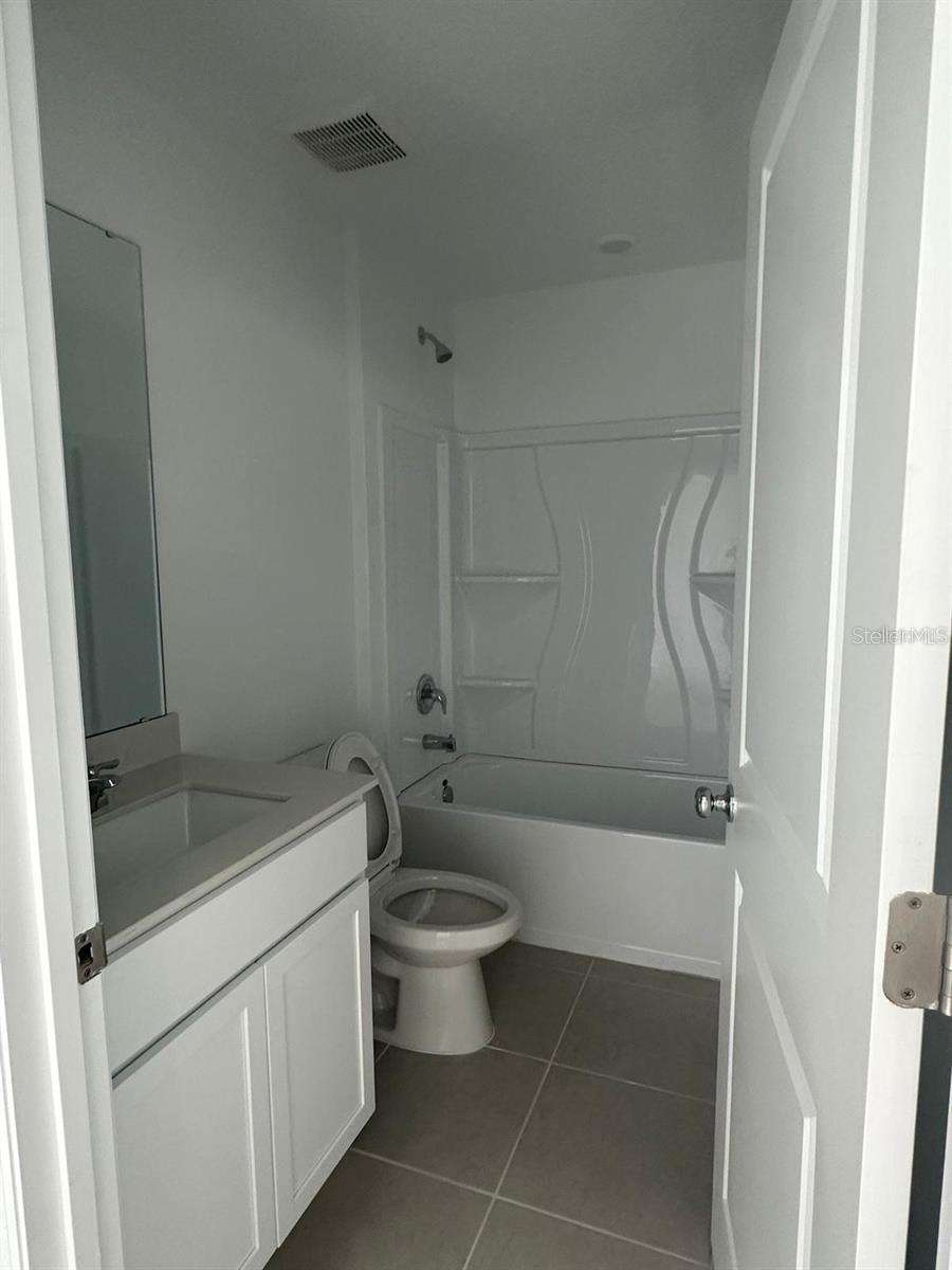 2366 MCKINLEY DR, LAKE WALES, FL, 33853
