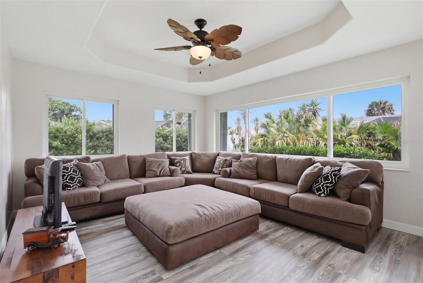 3 SEABRIDGE DR, ORMOND BEACH, FL, 32176