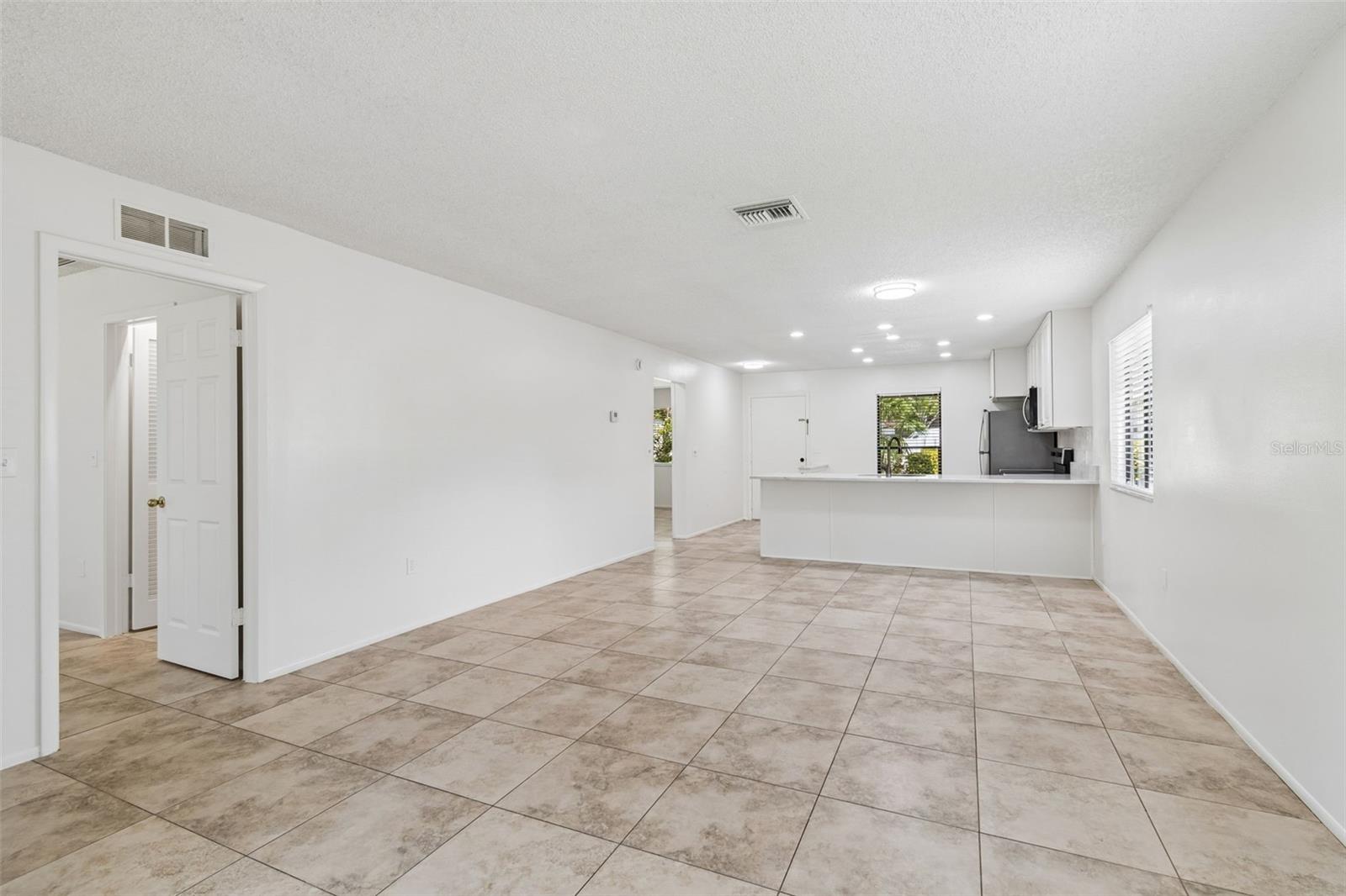 2945 GROVE WOOD BLVD #A, PALM HARBOR, FL, 34683