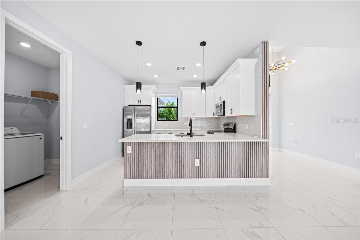 224 CHIQUITA BLVD N, CAPE CORAL, FL, 33993