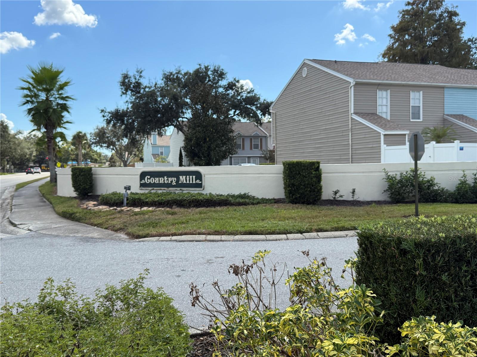 16335 RAMBLING VINE DR W, TAMPA, FL, 33624