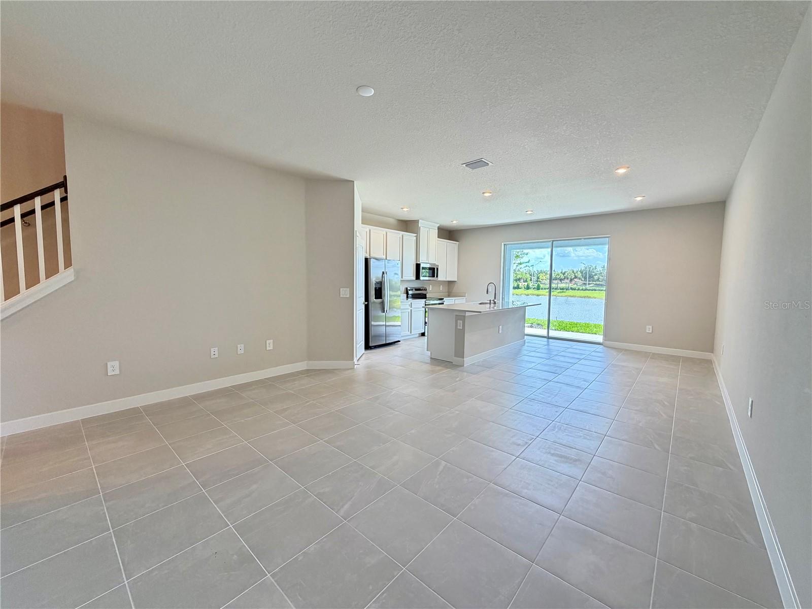 12326 AMBER CREEK CIRCLE, LAKEWOOD RANCH, FL, 34211