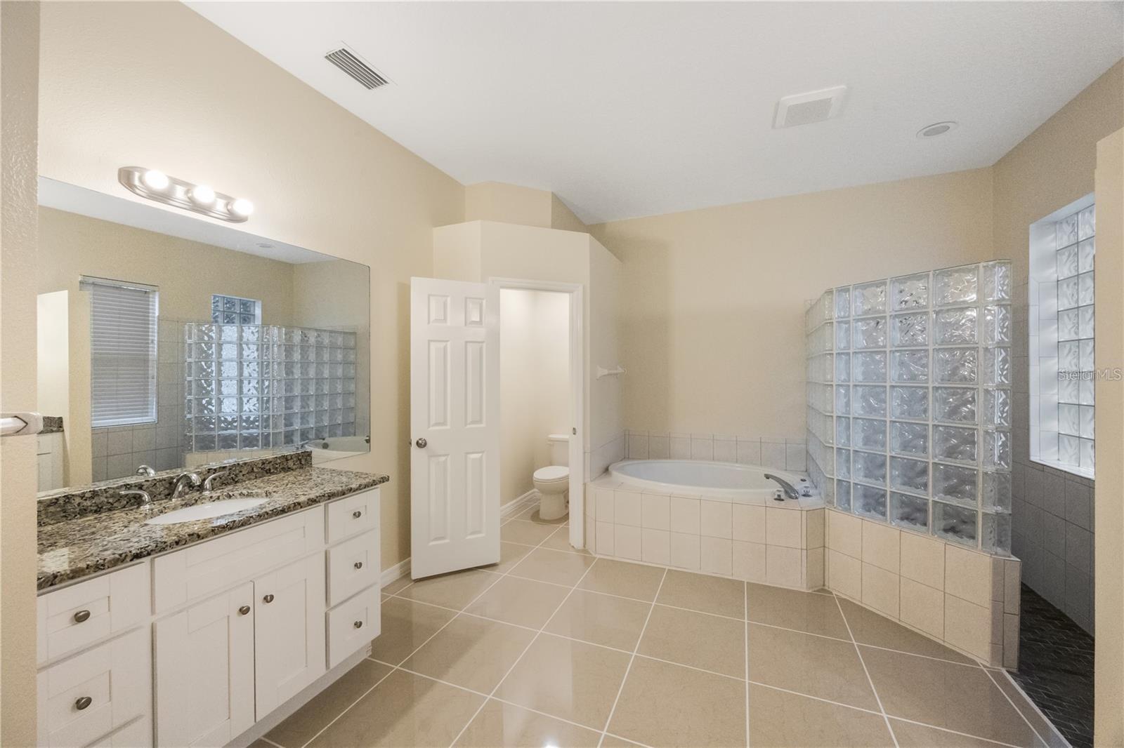 18413 EASTWYCK DR, TAMPA, FL, 33647
