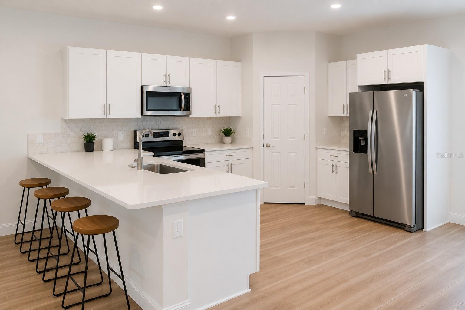 801 JARNAC DR, KISSIMMEE, FL, 34759