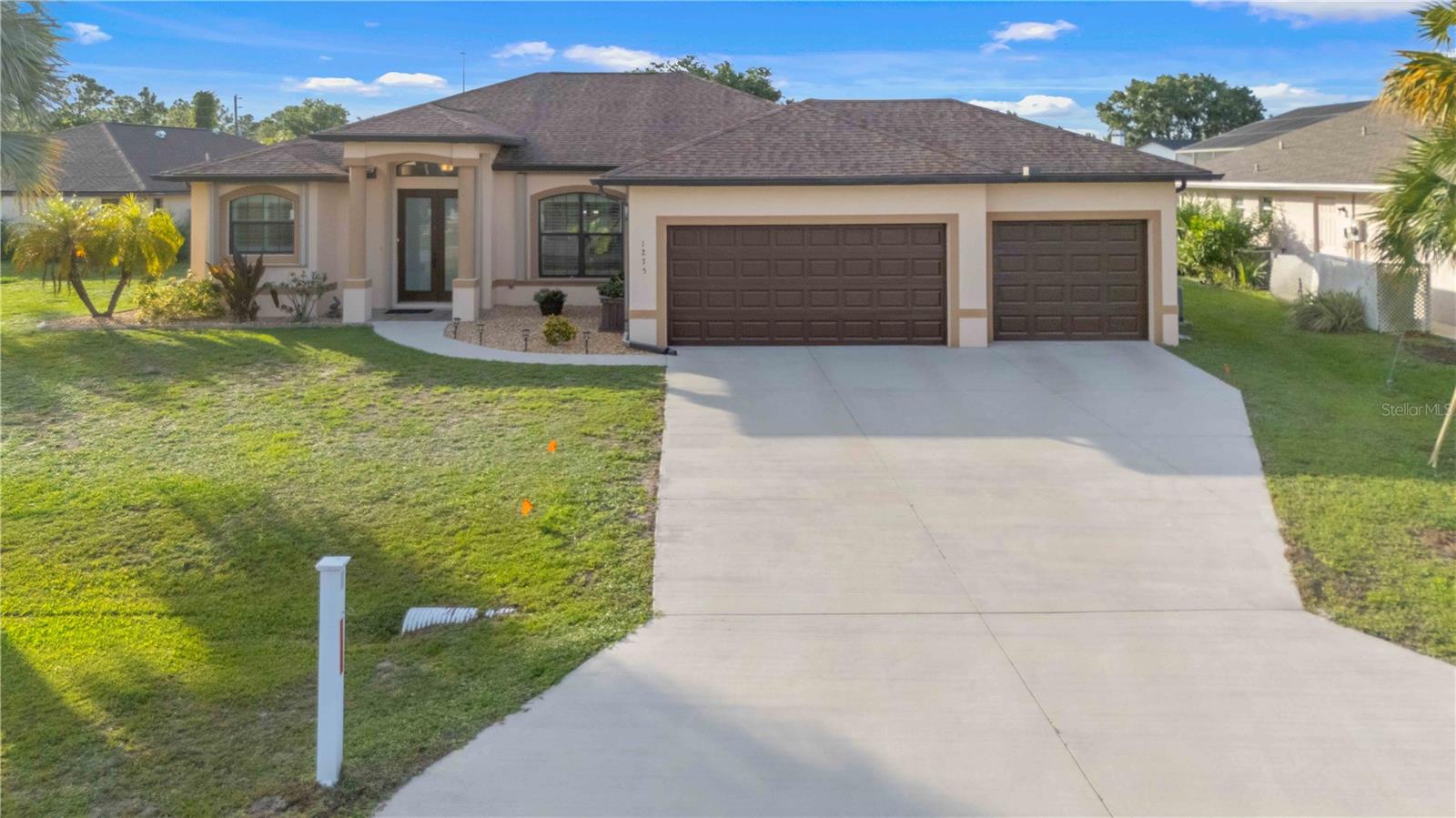 1275 BLUE LAKE CIR, PUNTA GORDA, FL, 33983