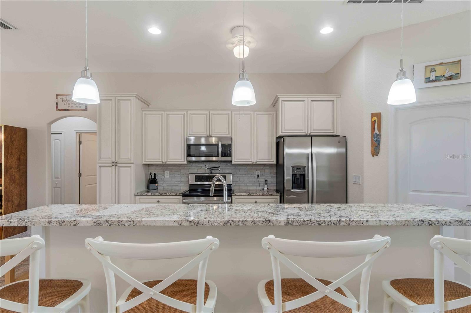 1275 BLUE LAKE CIR, PUNTA GORDA, FL, 33983