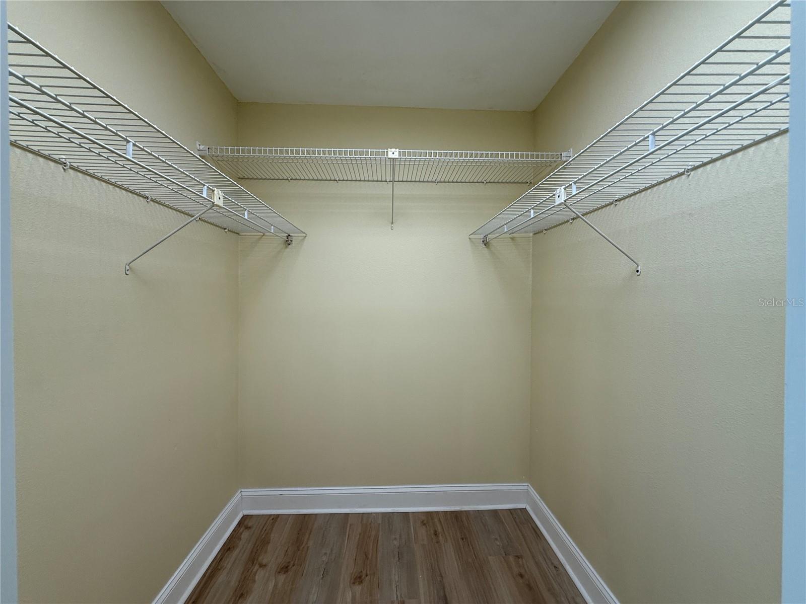 4533 MARINE PKWY #101, NEW PORT RICHEY, FL, 34652