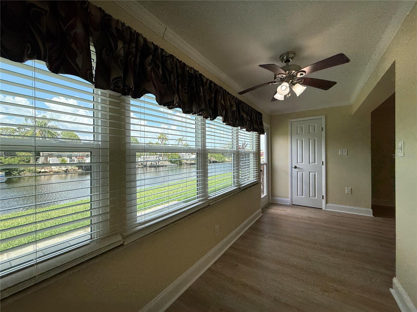 4533 MARINE PKWY #101, NEW PORT RICHEY, FL, 34652