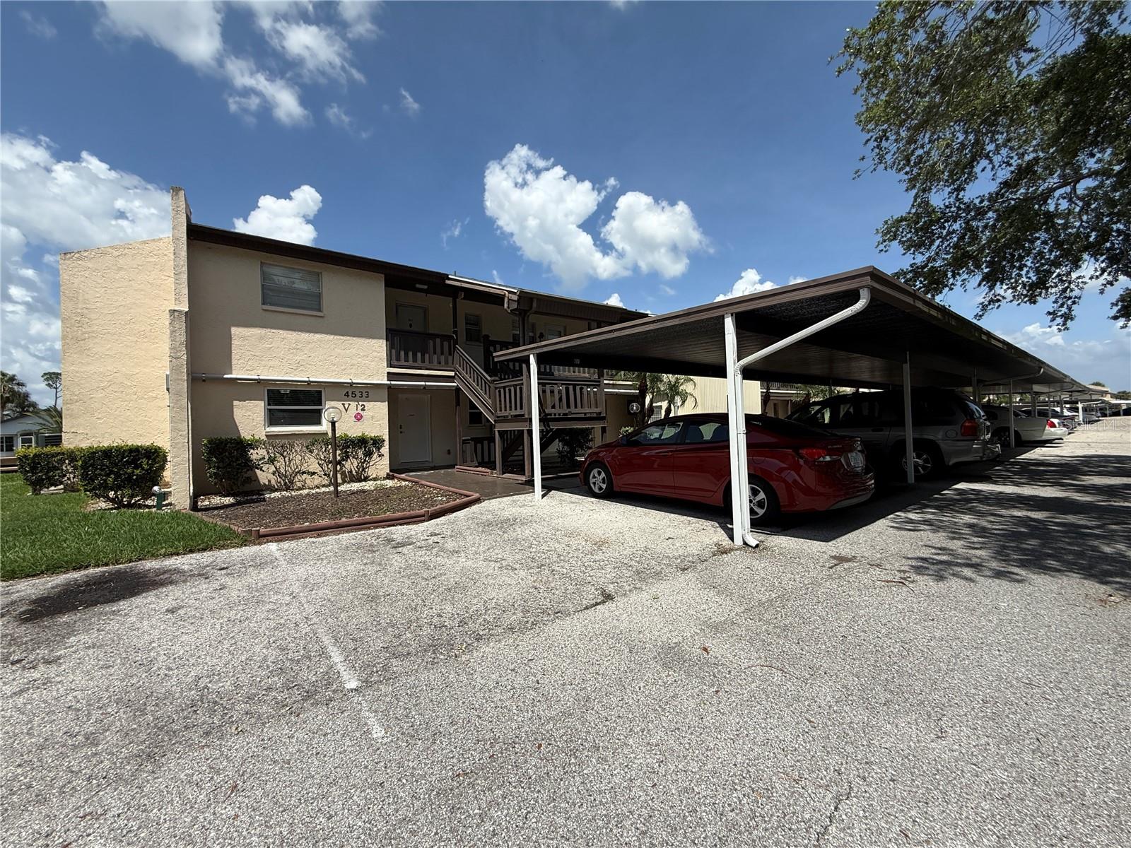 4533 MARINE PKWY #101, NEW PORT RICHEY, FL, 34652