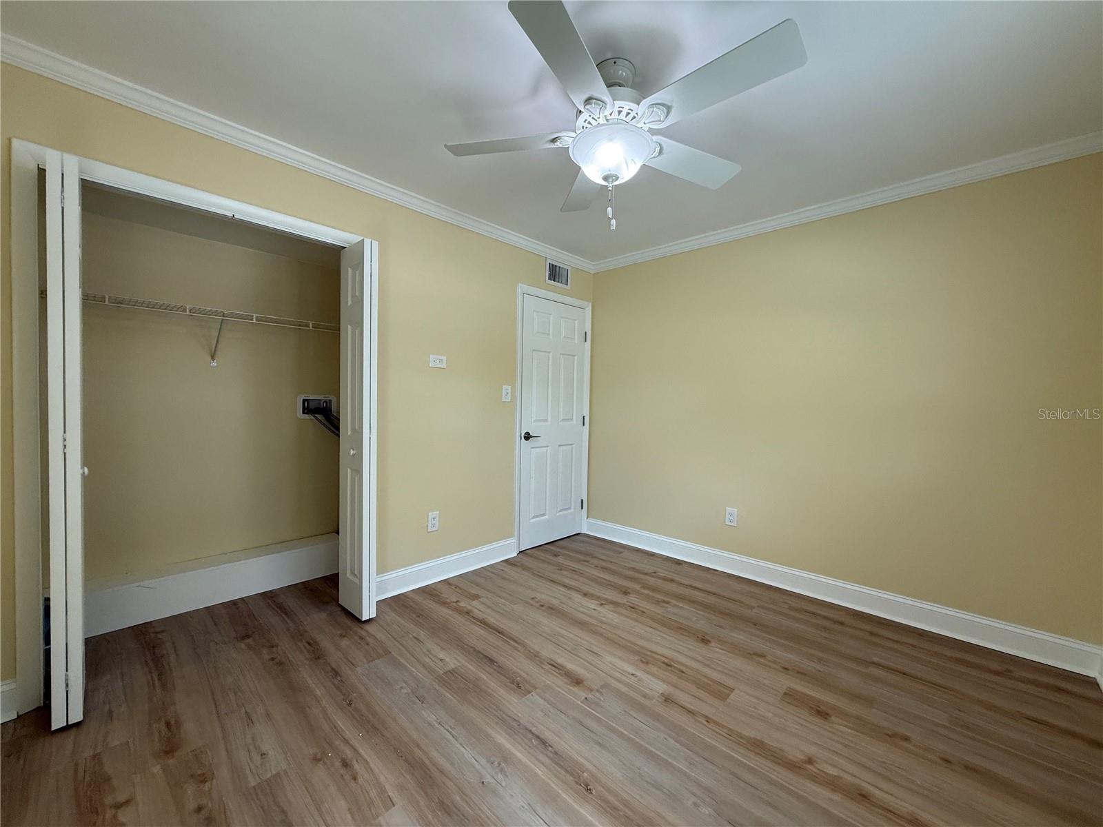 4533 MARINE PKWY #101, NEW PORT RICHEY, FL, 34652