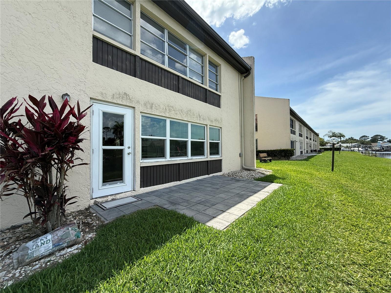 4533 MARINE PKWY #101, NEW PORT RICHEY, FL, 34652