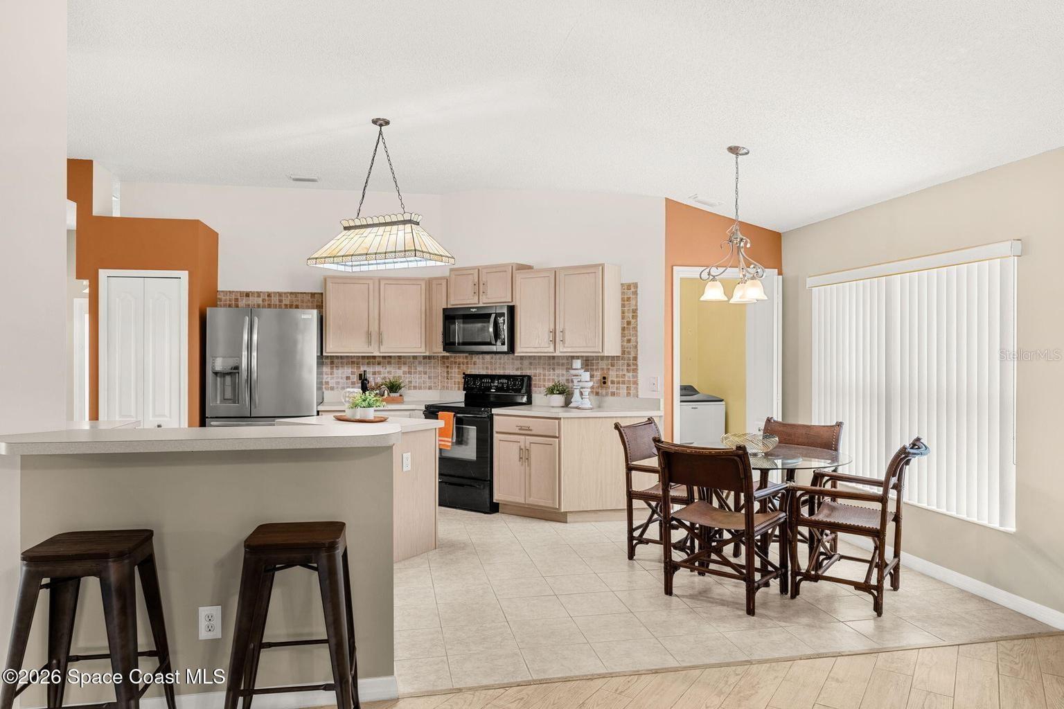 992 SHAW CIR, MELBOURNE, FL, 32940