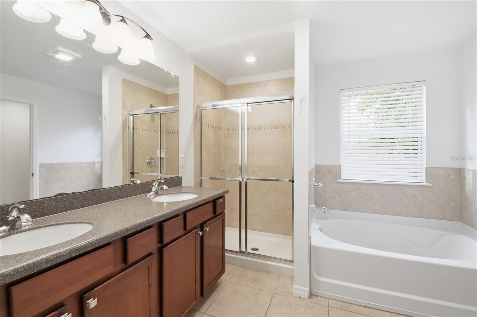5654 AARON CT, SARASOTA, FL, 34232