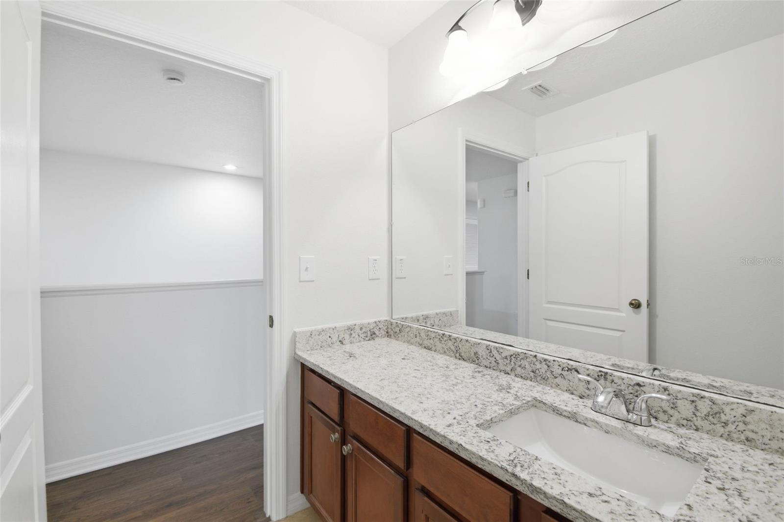 5654 AARON CT, SARASOTA, FL, 34232