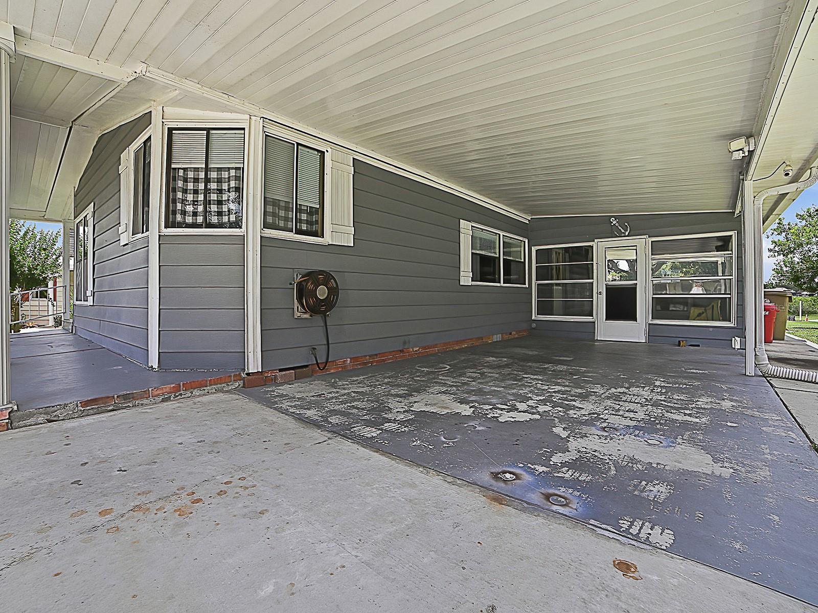 25035 BELLEVUE, LEESBURG, FL, 34748