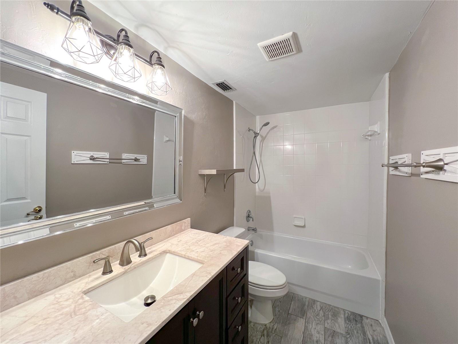 4933 NW 1ST PL #110, GAINESVILLE, FL, 32607