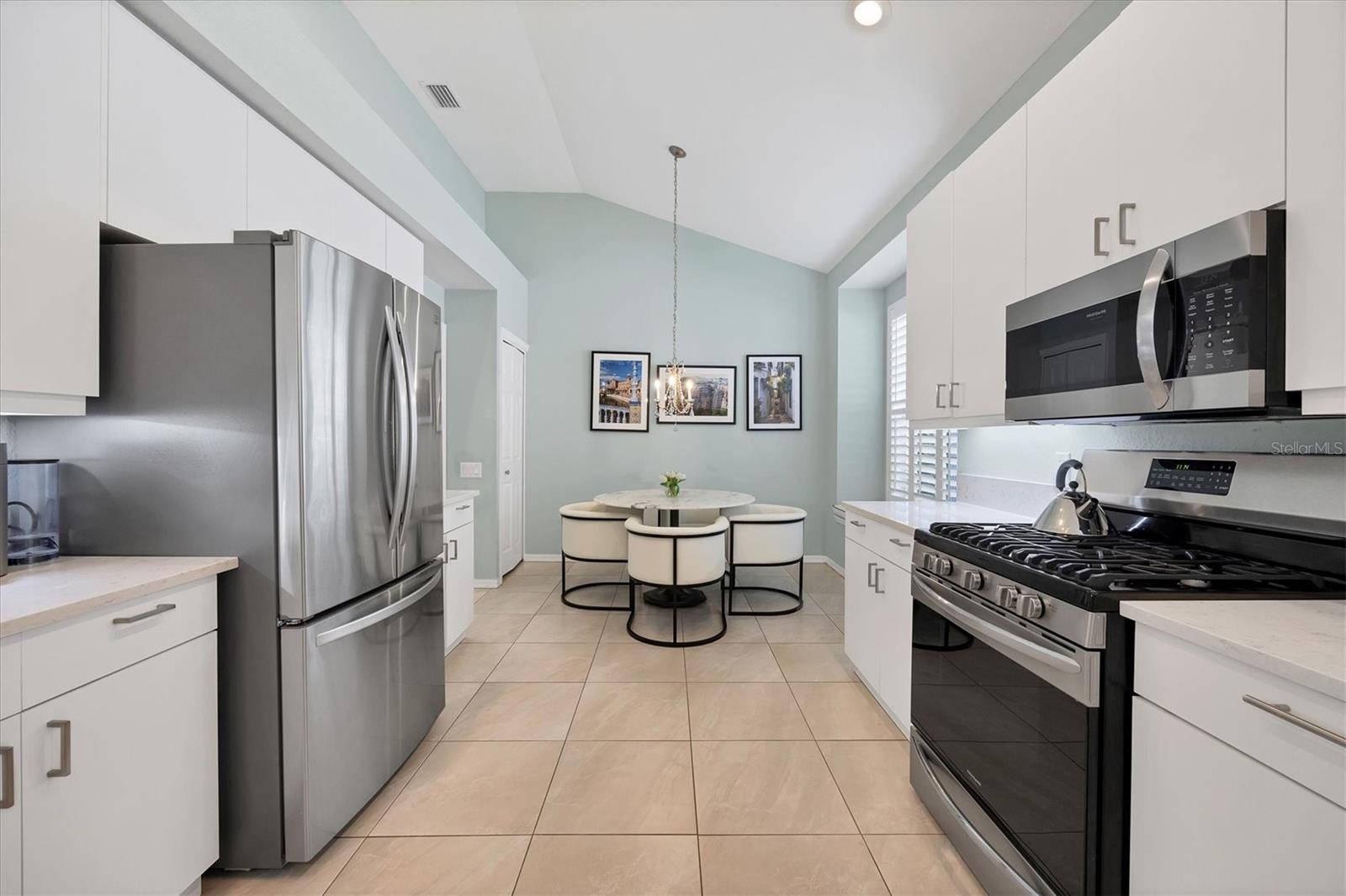 7916 HAMPTON CT, UNIVERSITY PARK, FL, 34201