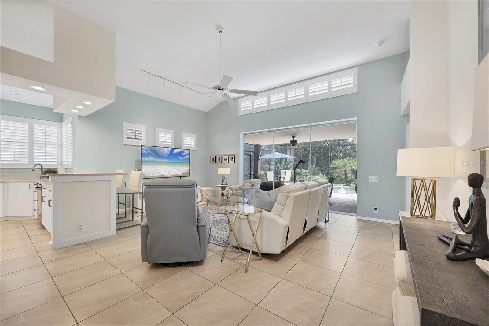 7916 HAMPTON CT, UNIVERSITY PARK, FL, 34201