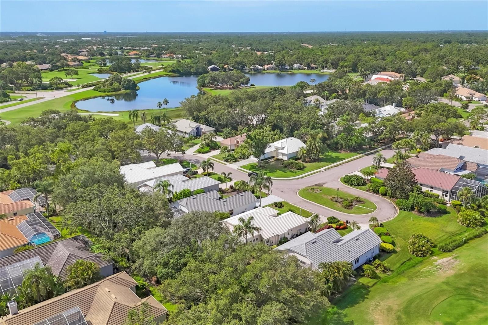 7916 HAMPTON CT, UNIVERSITY PARK, FL, 34201
