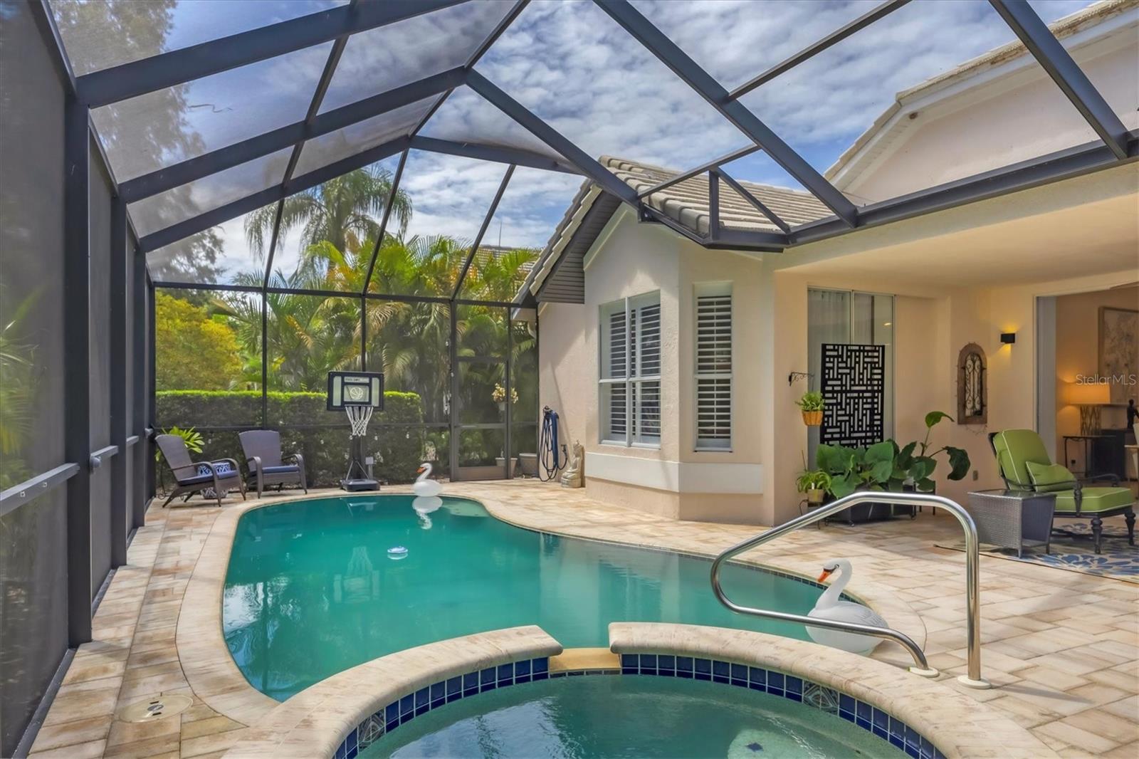 7916 HAMPTON CT, UNIVERSITY PARK, FL, 34201