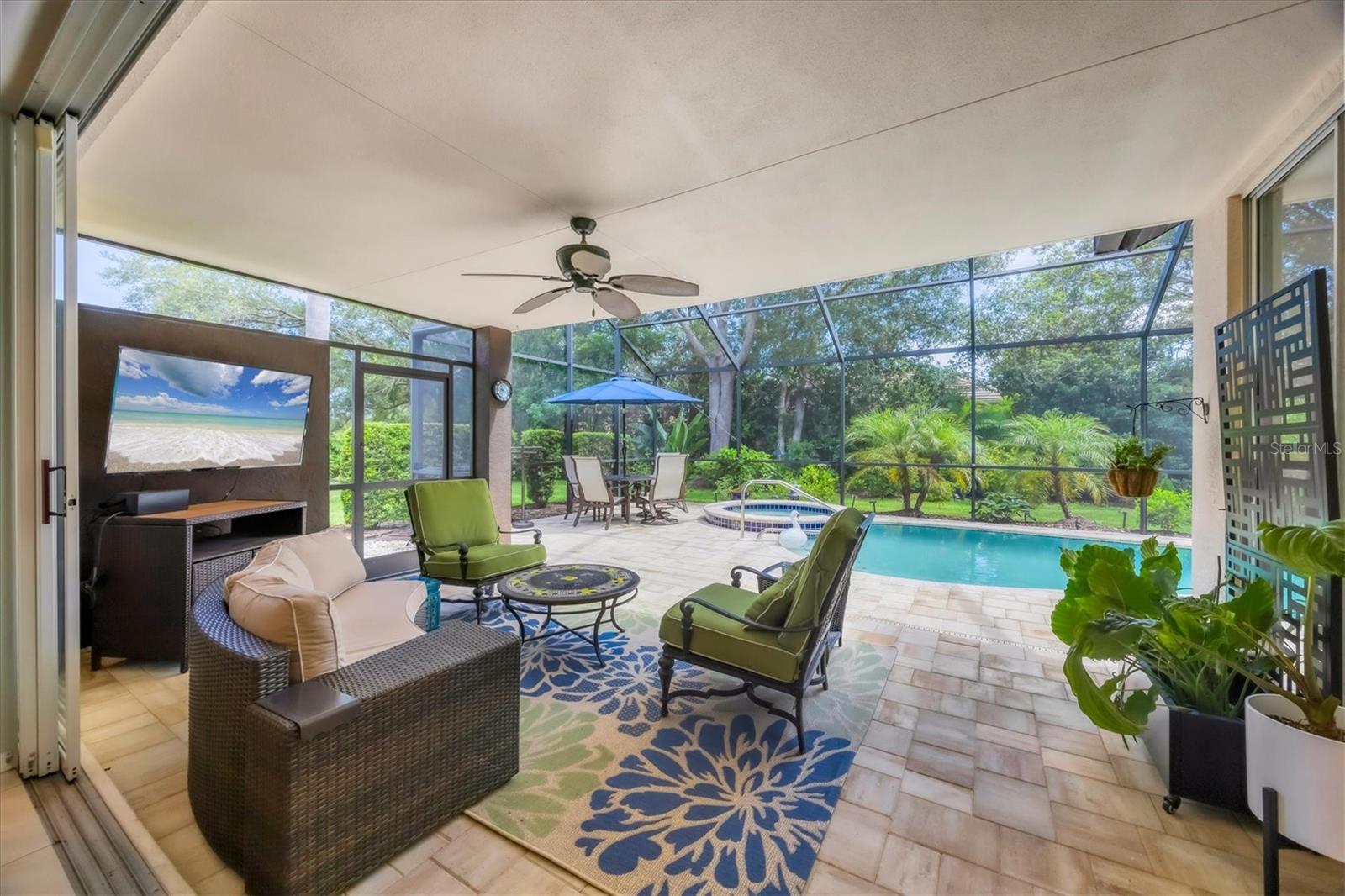 7916 HAMPTON CT, UNIVERSITY PARK, FL, 34201