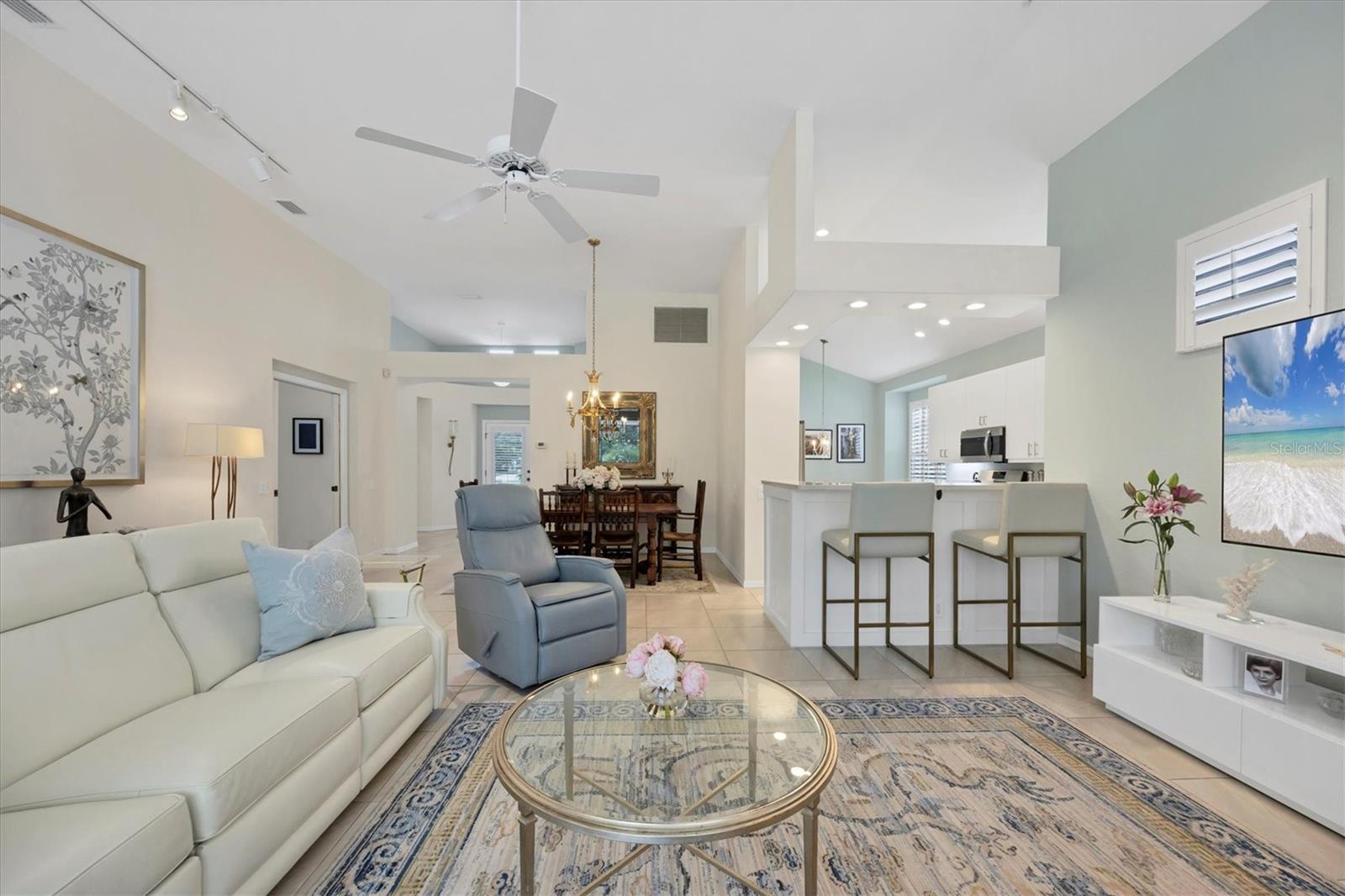7916 HAMPTON CT, UNIVERSITY PARK, FL, 34201