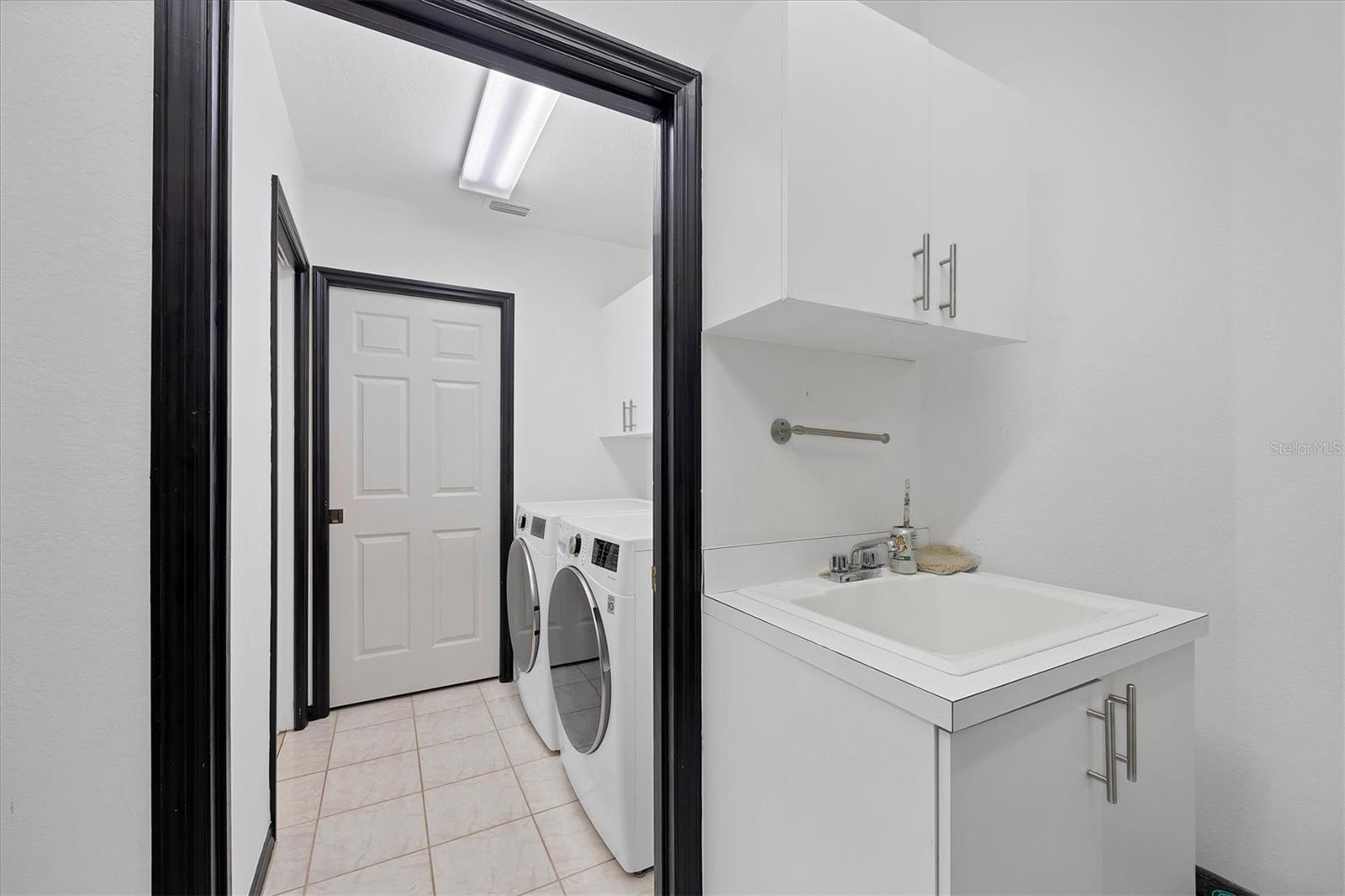 7916 HAMPTON CT, UNIVERSITY PARK, FL, 34201