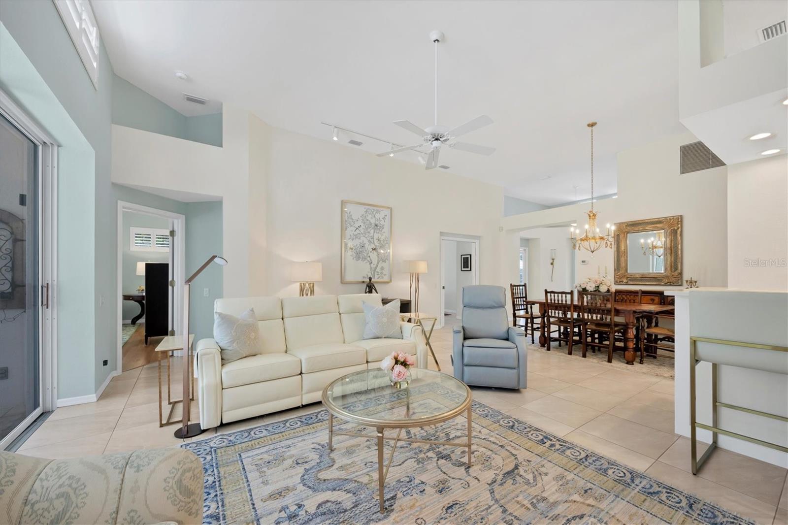 7916 HAMPTON CT, UNIVERSITY PARK, FL, 34201