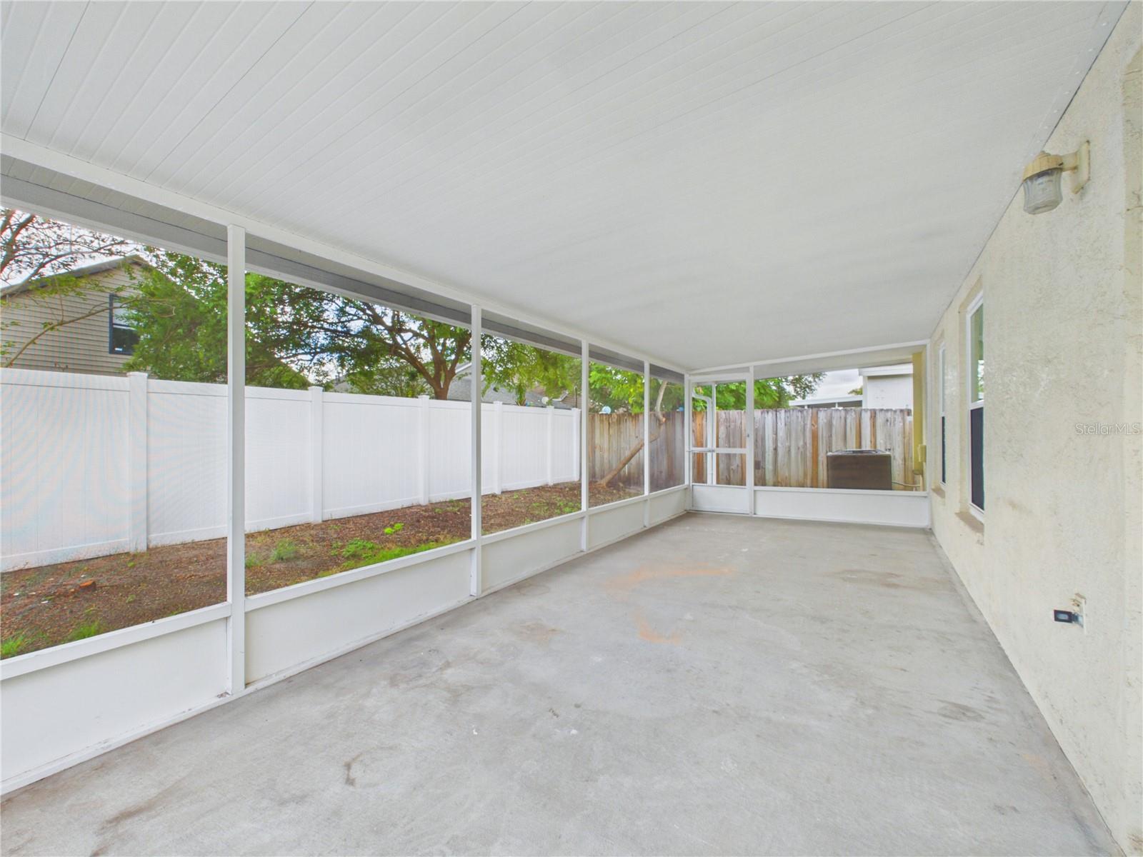 2472 SAGEMONT DR, BRANDON, FL, 33511