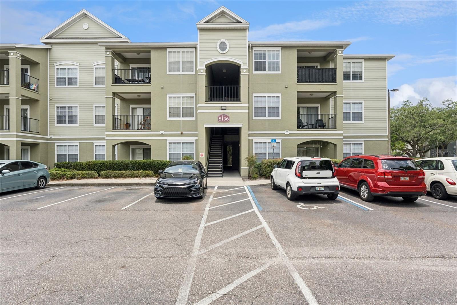 8136 CLAIRE ANN DR #207, ORLANDO, FL, 32825