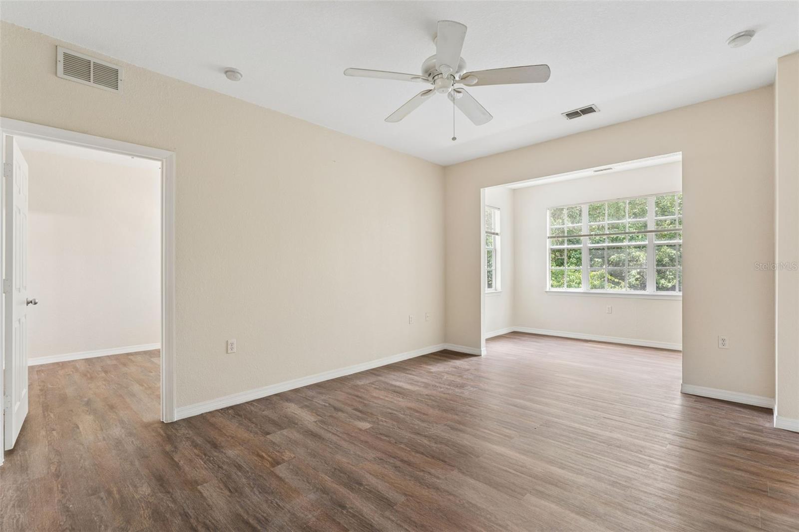 8136 CLAIRE ANN DR #207, ORLANDO, FL, 32825