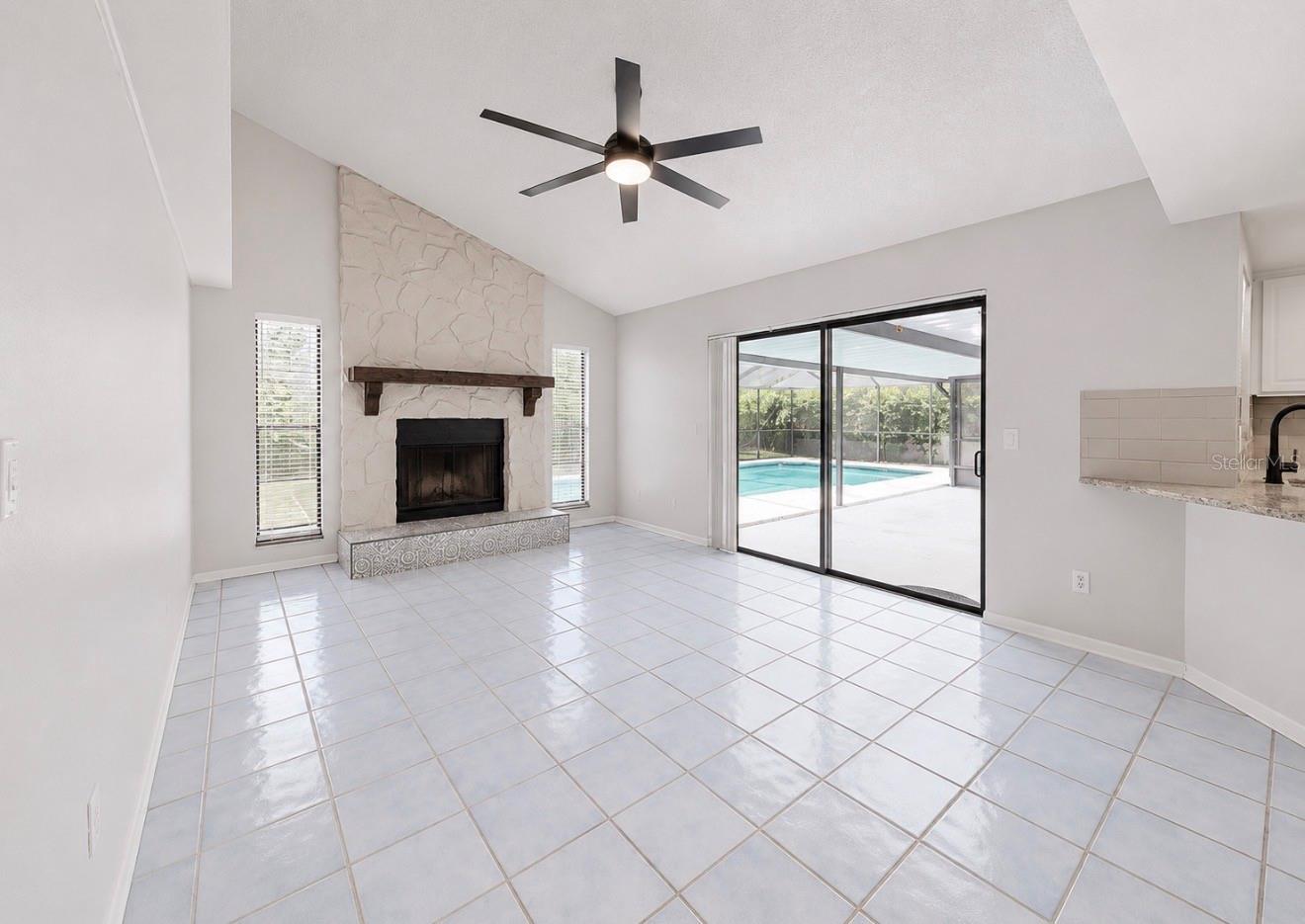 1431 PEACHFIELD DR, VALRICO, FL, 33596