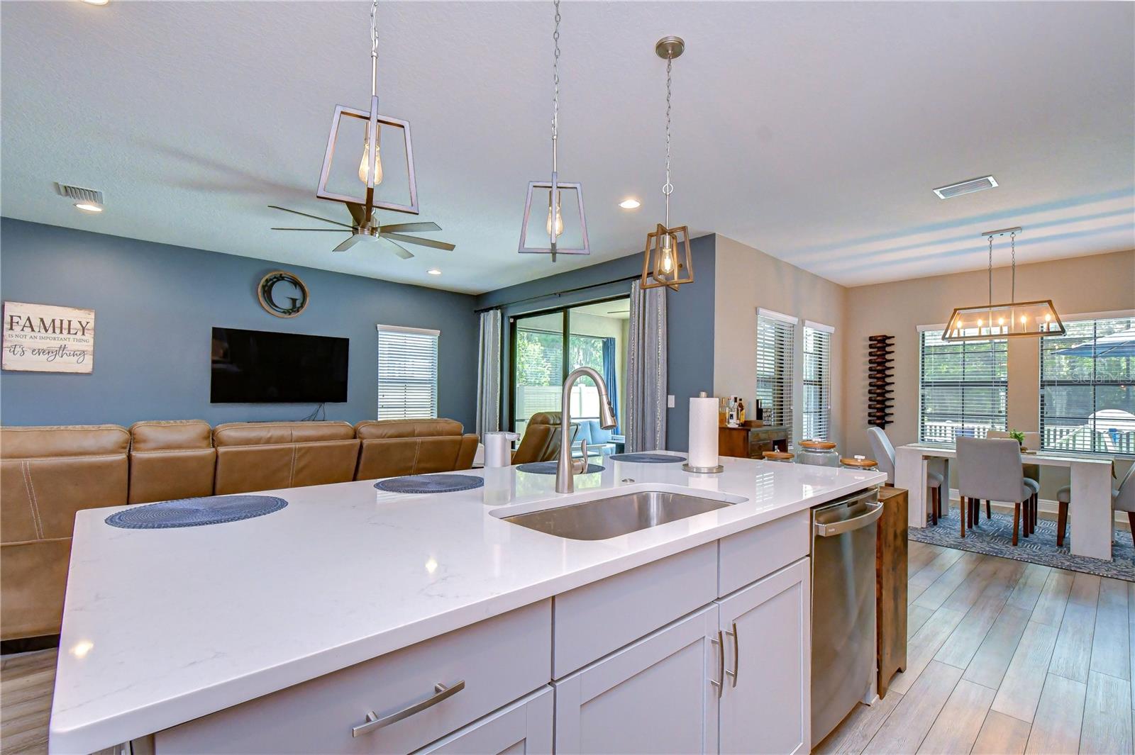 14710 HORSE TROT RD, LITHIA, FL, 33547