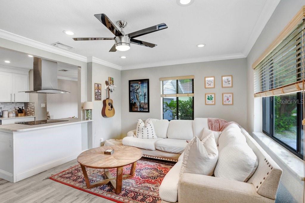 4415 W BAY VILLA AVE, TAMPA, FL, 33611