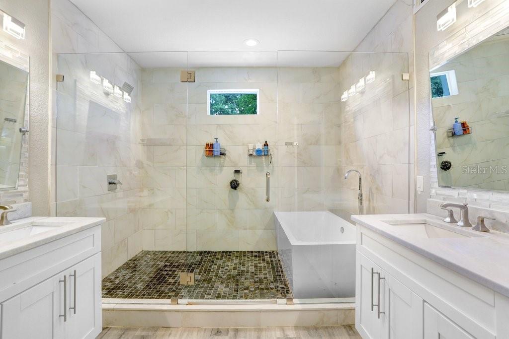 4415 W BAY VILLA AVE, TAMPA, FL, 33611