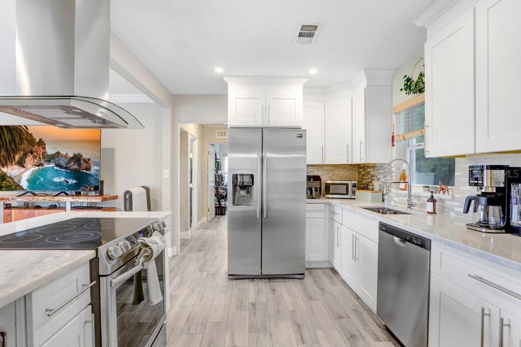 4415 W BAY VILLA AVE, TAMPA, FL, 33611