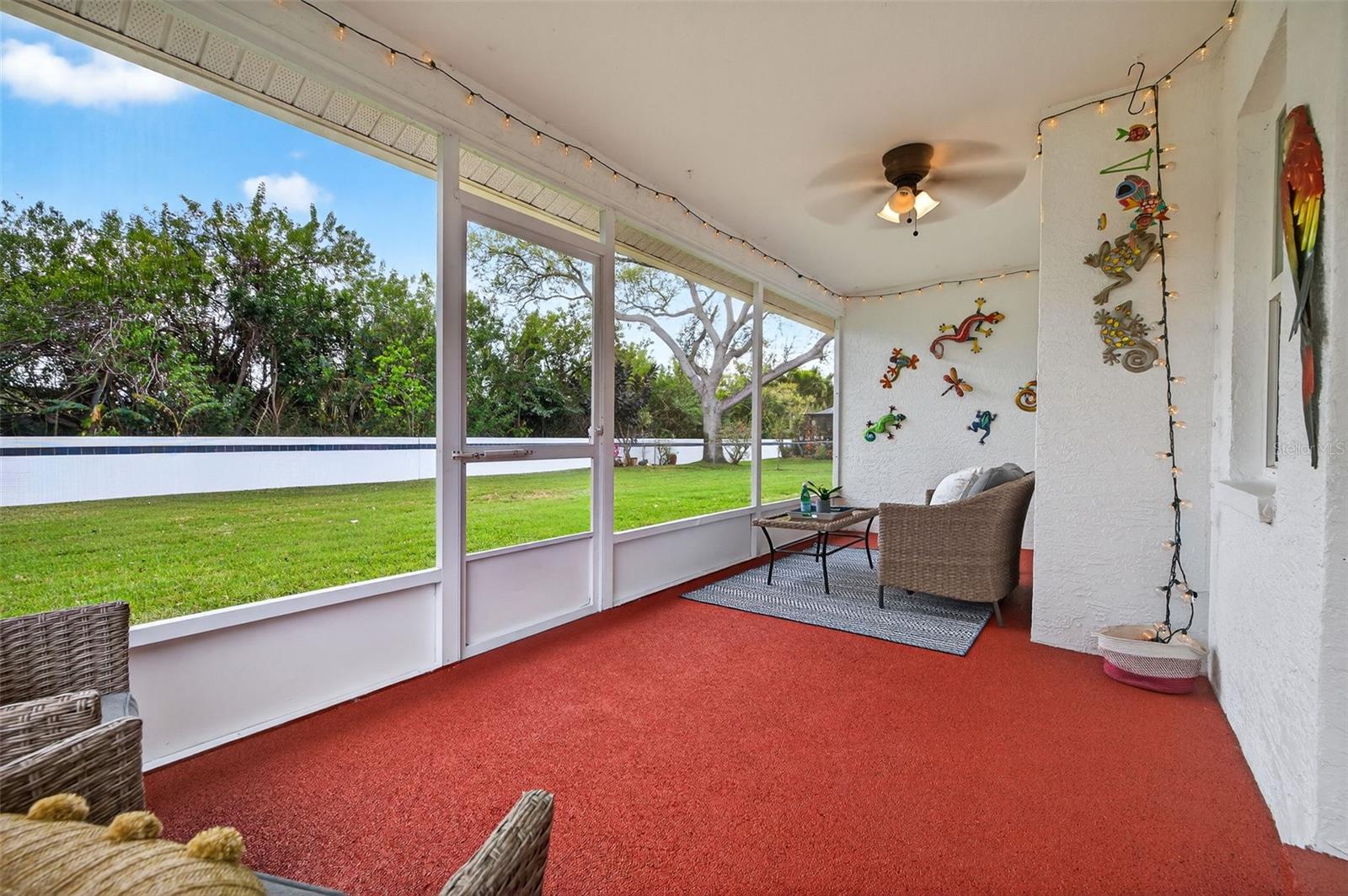 1700 GLEN LAKES BLVD N, ST PETERSBURG, FL, 33702