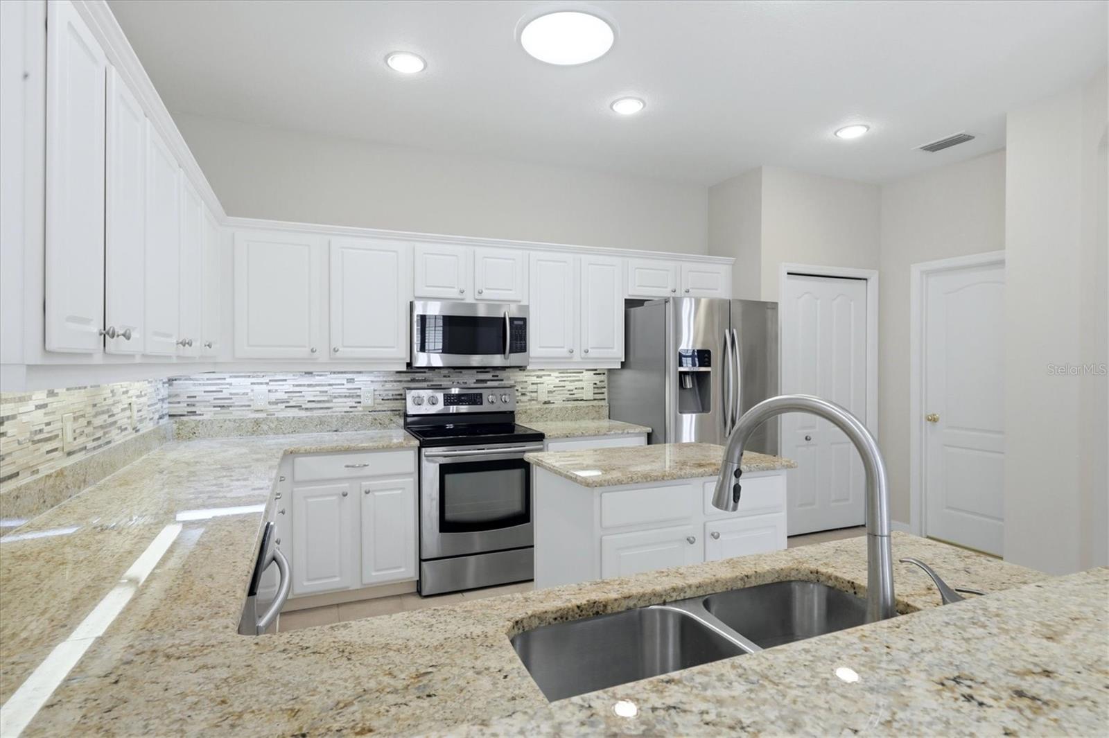 1663 SAN SILVESTRO DR, VENICE, FL, 34285