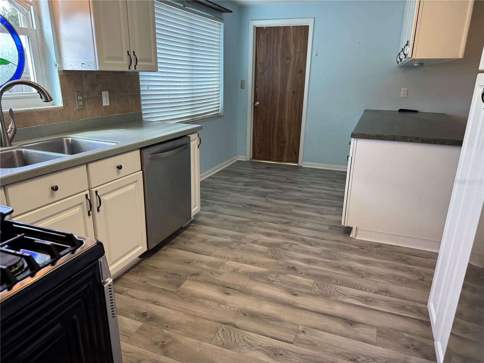 11296 90TH AVE, SEMINOLE, FL, 33772