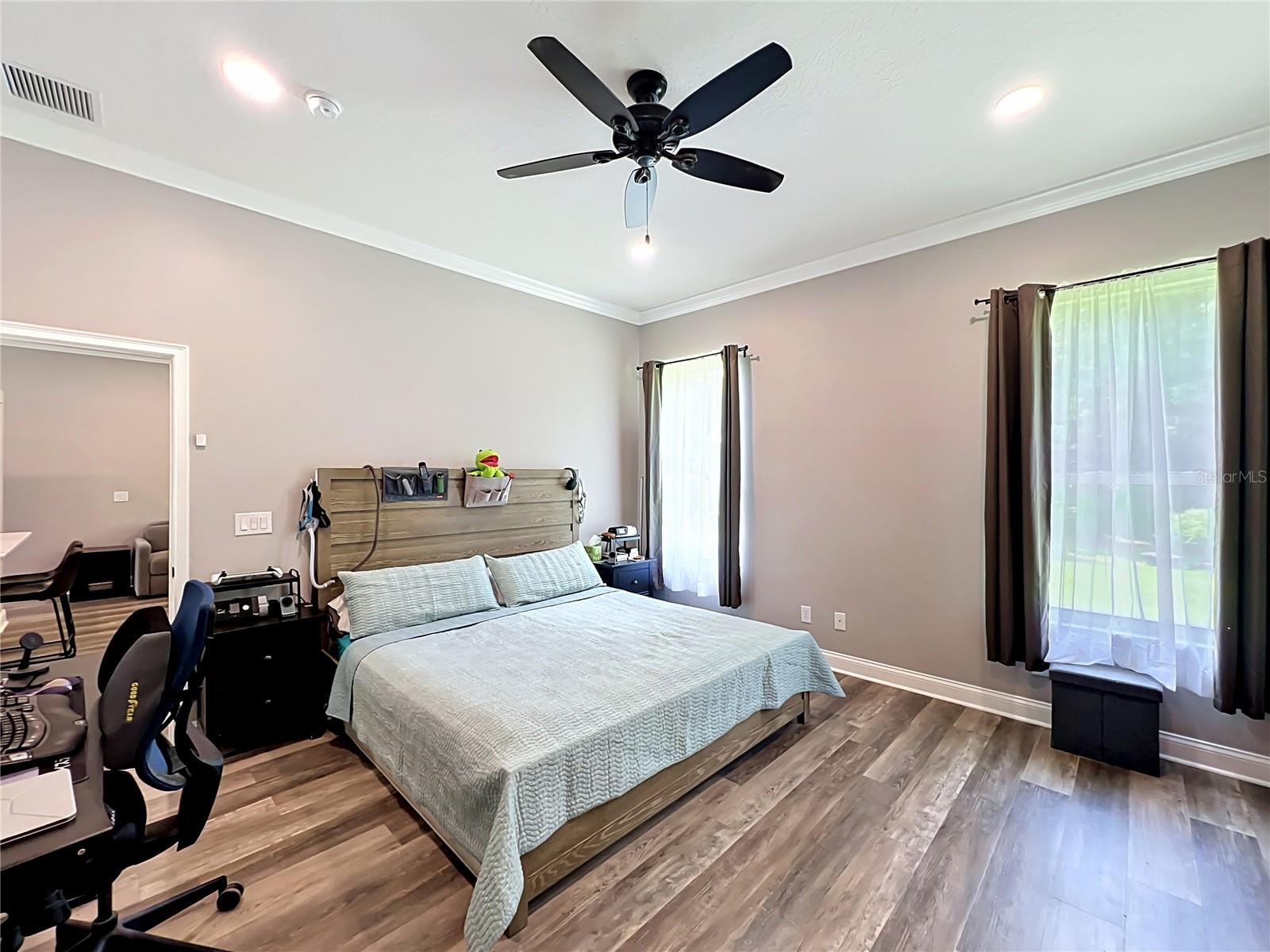 300 E GENEVA ST, OCOEE, FL, 34761