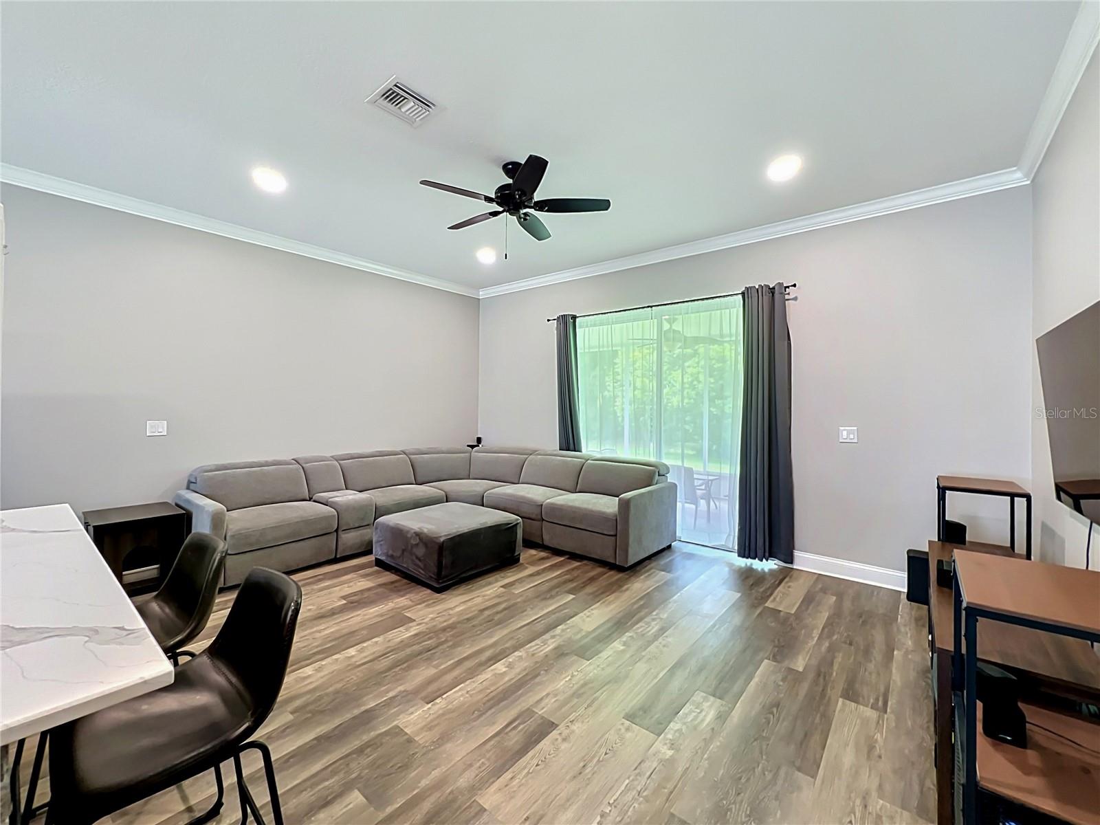 300 E GENEVA ST, OCOEE, FL, 34761