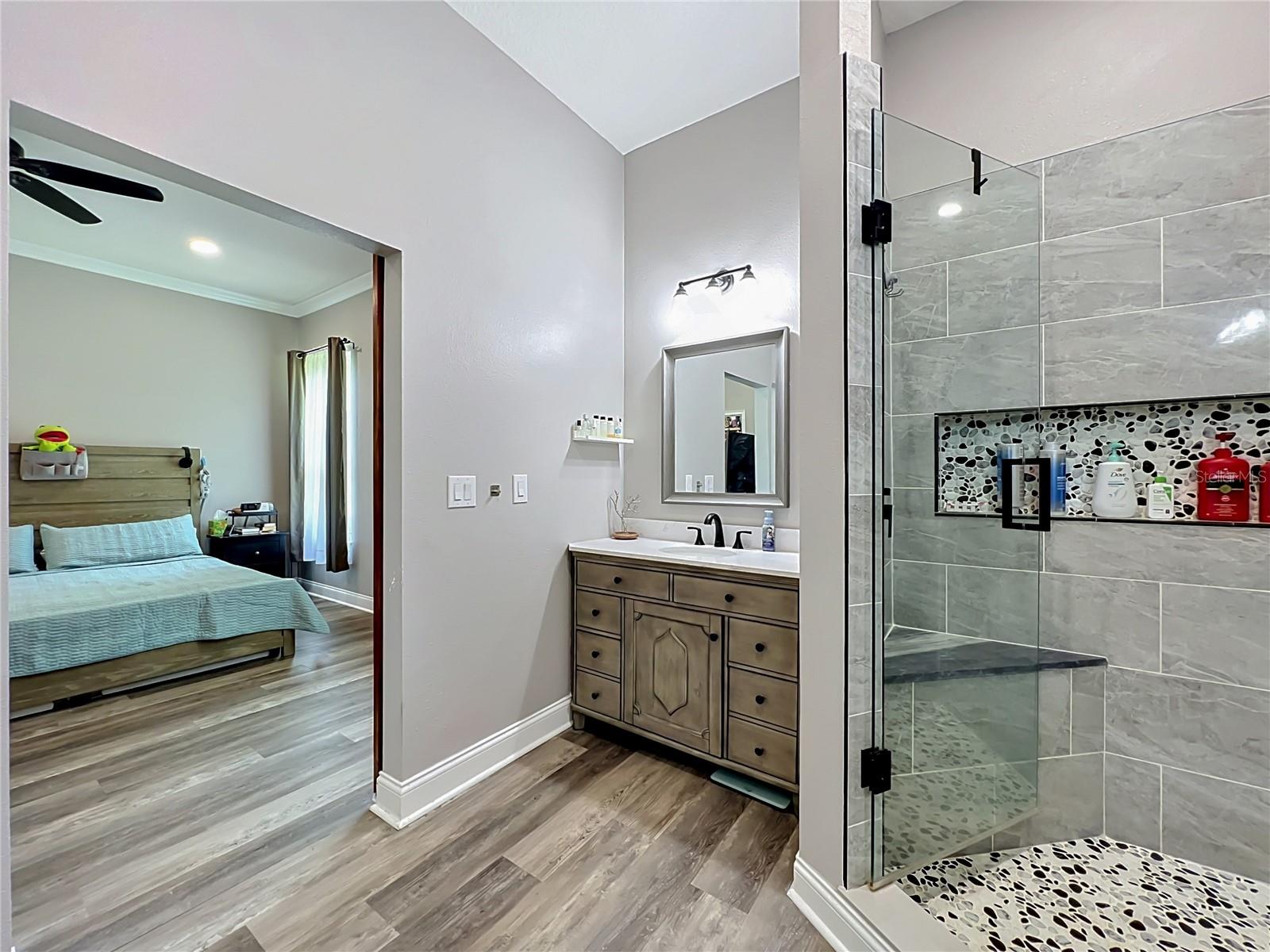 300 E GENEVA ST, OCOEE, FL, 34761